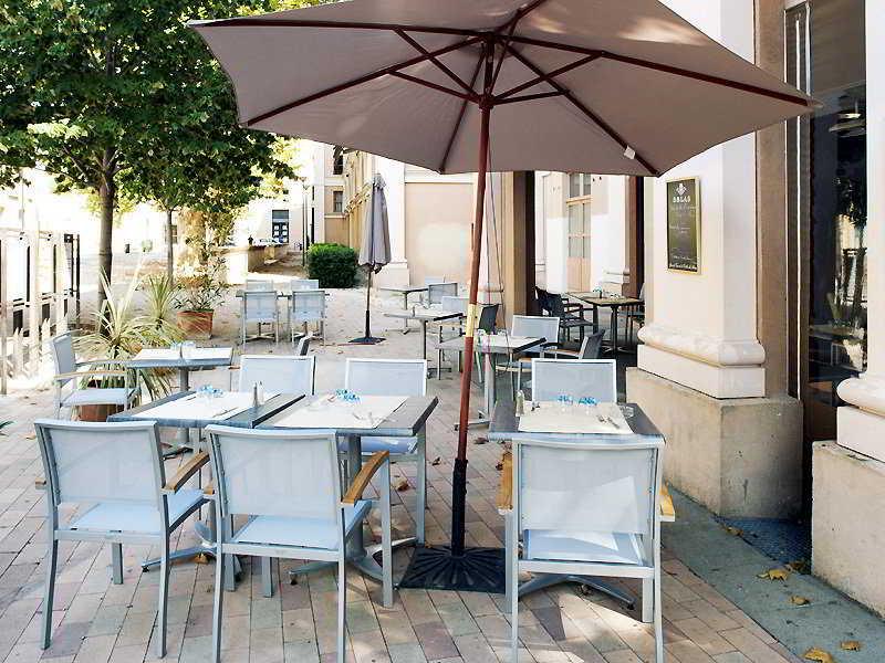 Appart Hotel Odalys City Aix En Provence L'Atrium Aix-en-Provence Restaurace fotografie